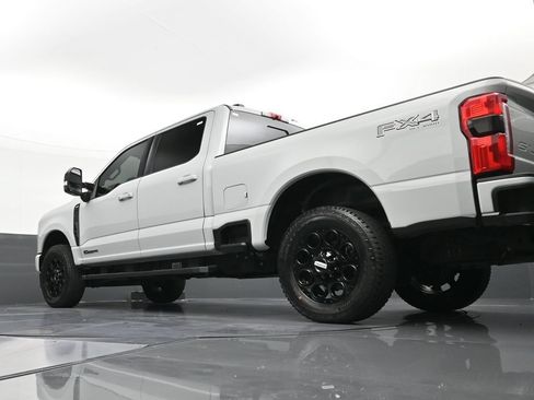 Used 2025 Ford F250 Lariat w/ Lariat Ultimate Package AWD/4WD image 25