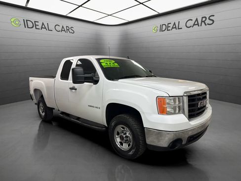 Used 2008 GMC Sierra 2500 SLE w/ Convenience Package AWD/4WD image 3