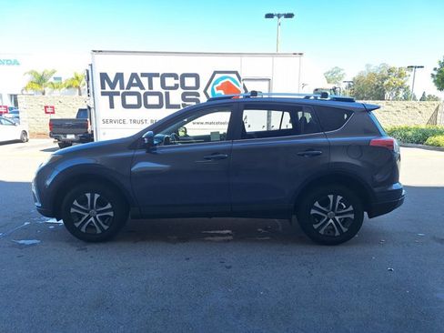 Used 2016 Toyota RAV4 LE image 8