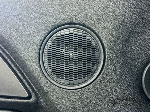 Used 2022 Ford Mustang Shelby GT500 w/ Carbon Fiber Track Pack image 24