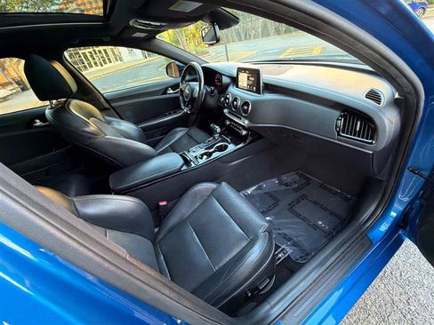 Used 2020 Kia Stinger GT-Line w/ Sun & Sound Package RWD image 39