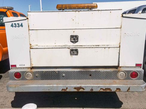 Used 2007 Dodge Ram 2500 Truck ST RWD image 6