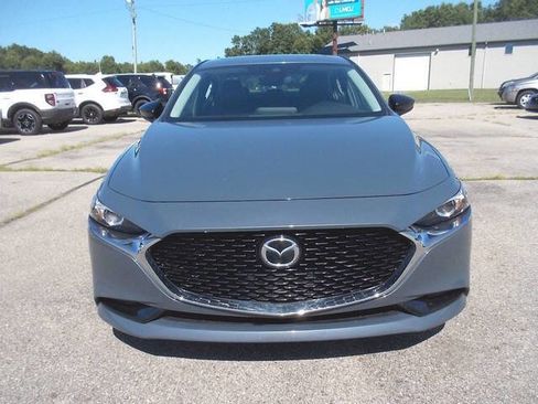 Used 2023 MAZDA MAZDA3 s image 8
