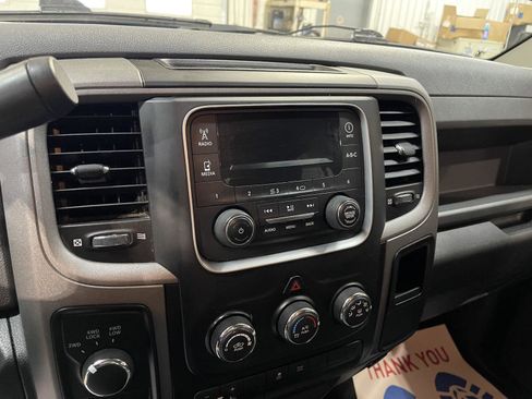 Used 2014 RAM 1500 Express image 20