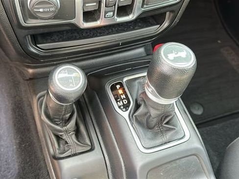 Used 2021 Jeep Wrangler Unlimited Sport image 18