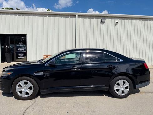 Used 2015 Ford Taurus Police Interceptor AWD image 2