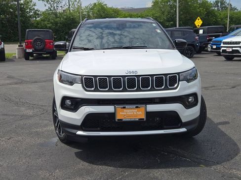 Certified 2024 Jeep Compass Limited AWD/4WD image 4