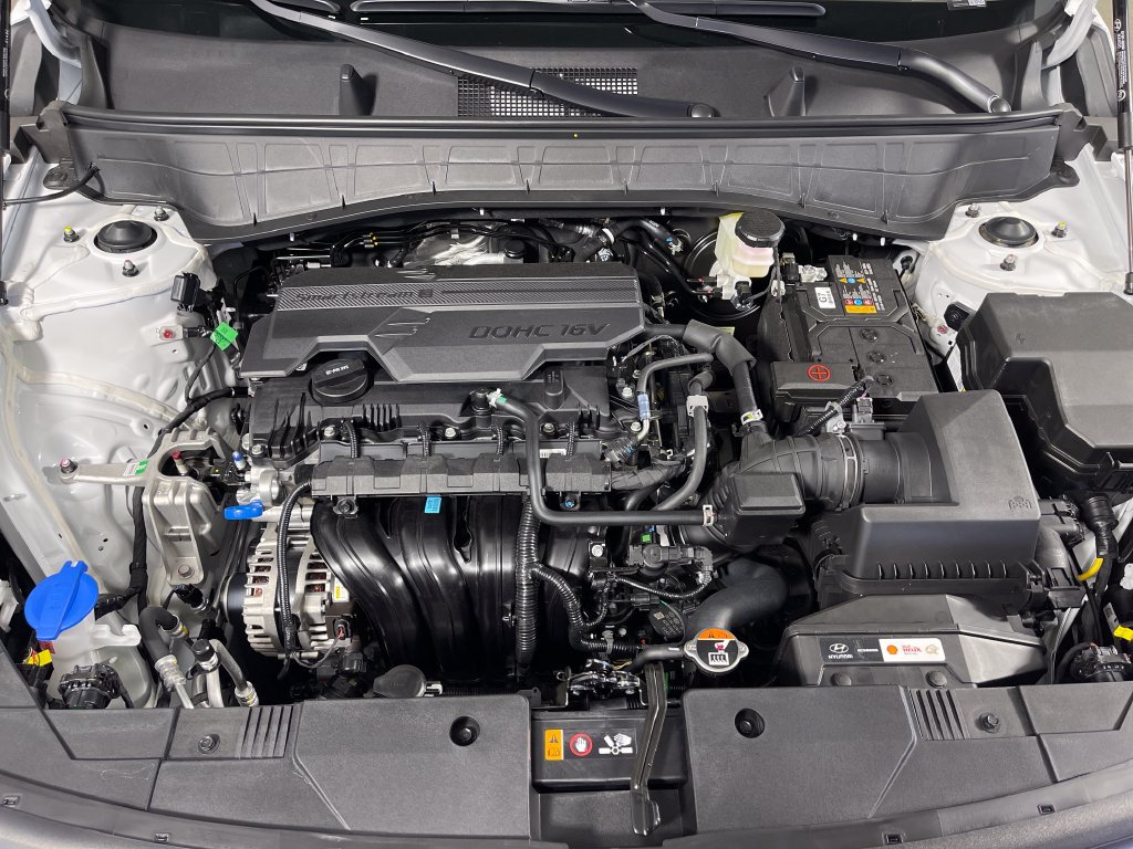 New 2027 Hyundai Kona SEL Sport AWD/4WD image 9