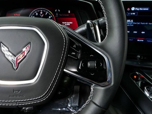 Used 2025 Chevrolet Corvette Z06 image 11