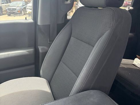 Used 2019 Chevrolet Silverado 1500 Custom w/ Custom Max Trailering Package AWD/4WD image 11