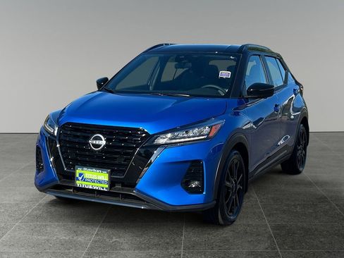 Used 2024 Nissan Kicks SR w/ SR Premium Package image 4