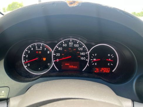 Used 2010 Nissan Altima 3.5 SR w/ Premium Pkg FWD image 7