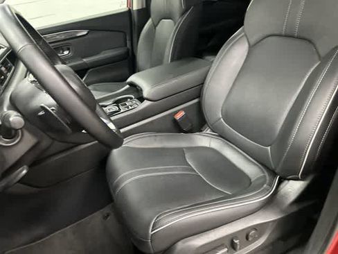 Used 2023 Honda Pilot Elite image 10