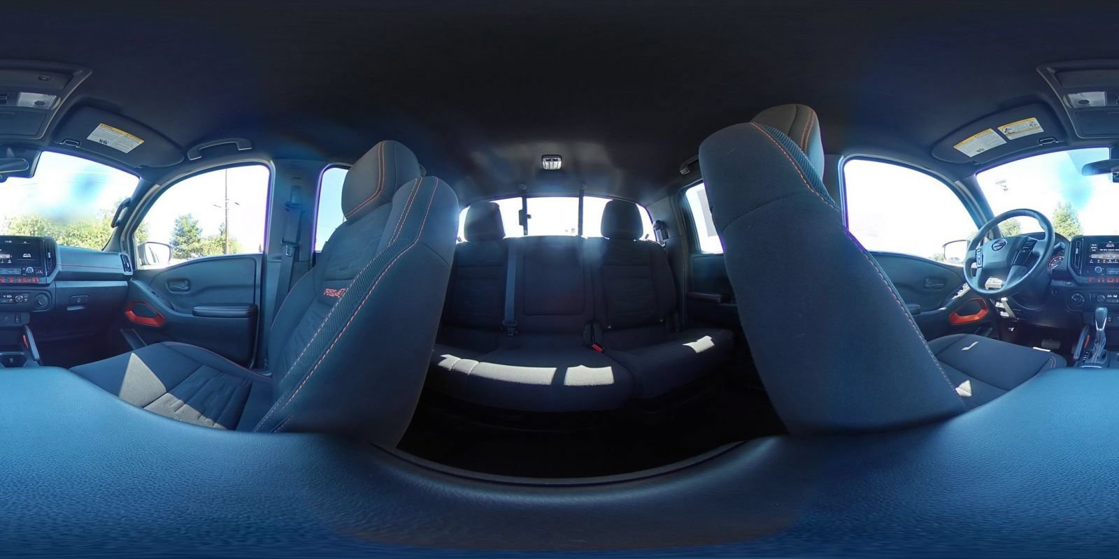 Used 2026 Nissan Frontier PRO-4X AWD/4WD image 41