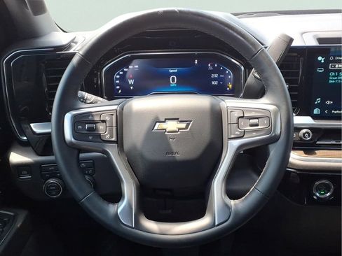 Certified 2024 Chevrolet Silverado 1500 LT AWD/4WD image 5