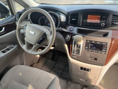 Used 2011 Nissan Quest SV FWD image 15