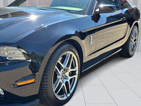 Used 2013 Ford Mustang Shelby GT500 RWD image 27