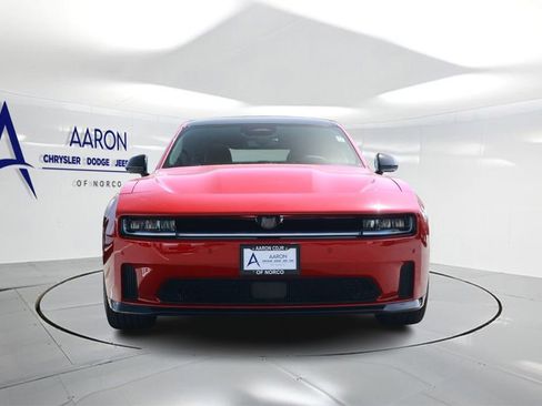 Used 2024 Dodge Charger Daytona R/T w/ Plus Group AWD/4WD image 4