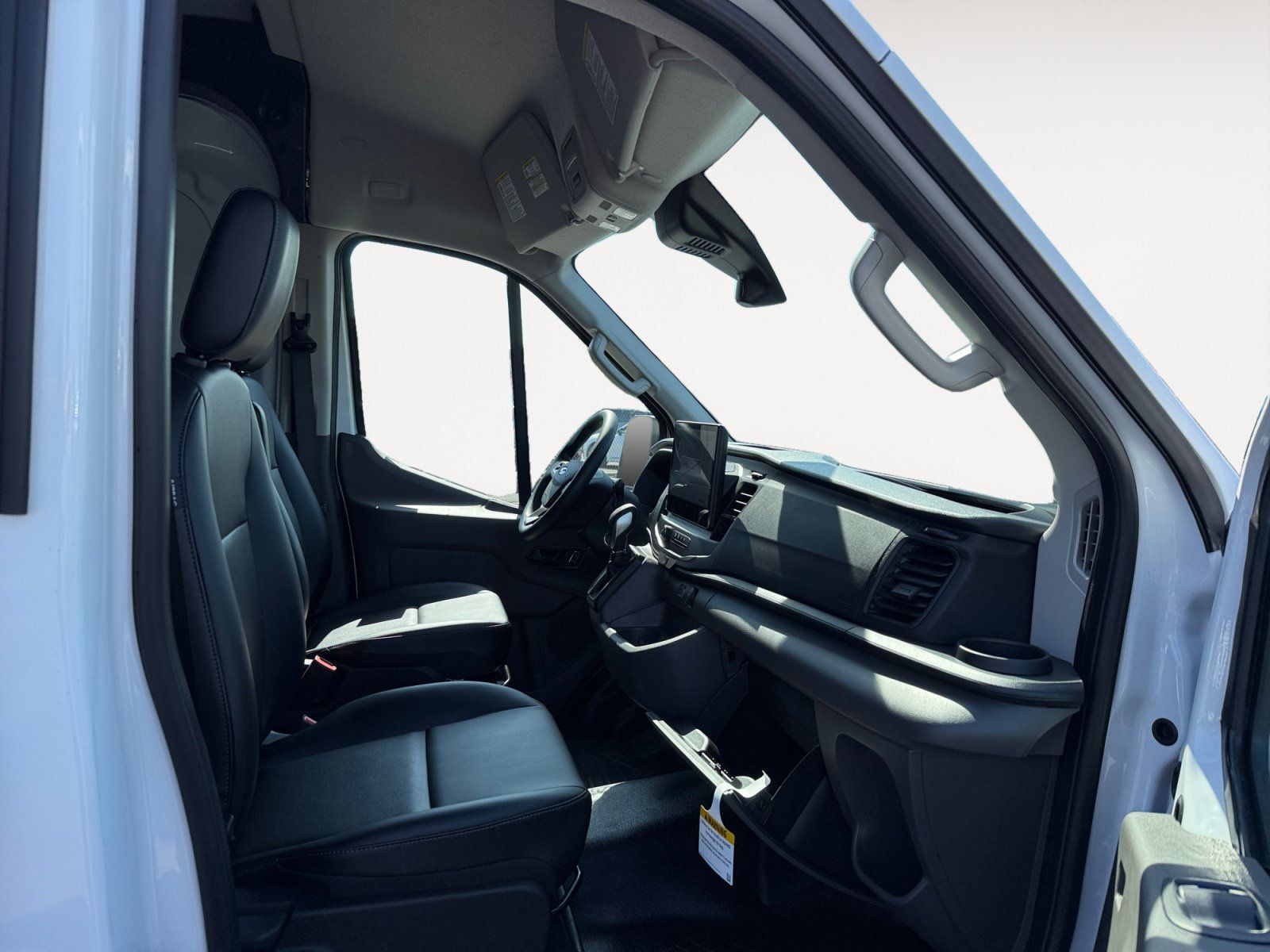 New 2026 Ford Transit 250 148 Medium Roof RWD image 17