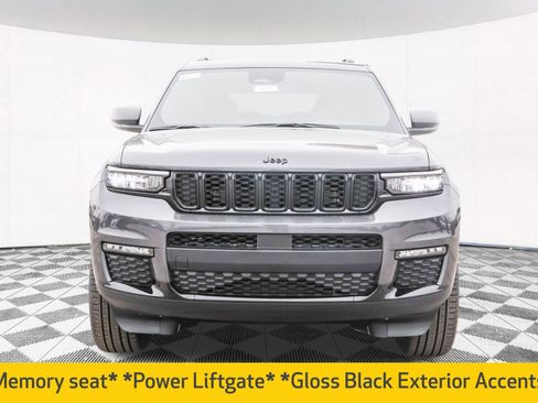 New 2025 Jeep Grand Cherokee L Limited w/ Black Appearance Package image 6