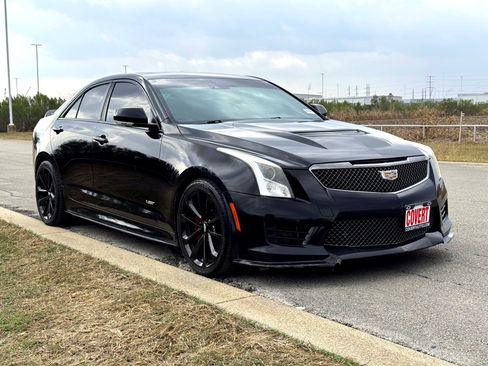Used 2017 Cadillac ATS V w/ Carbon Black Package image 4