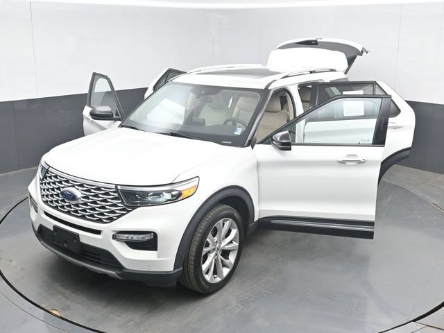 Used 2022 Ford Explorer Platinum w/ Equipment Group 601A AWD/4WD image 57