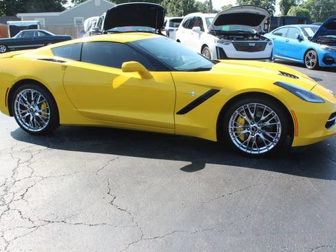 Used 2015 Chevrolet Corvette Stingray Coupe w/ 2LT Preferred Equipment Group RWD image 16