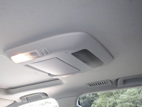 Used 2014 Toyota Land Cruiser image 22