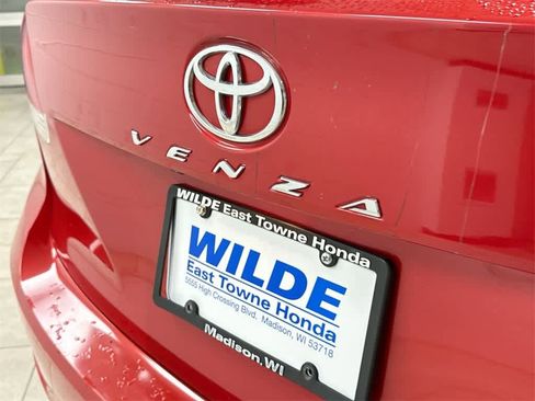 Used 2012 Toyota Venza XLE image 13