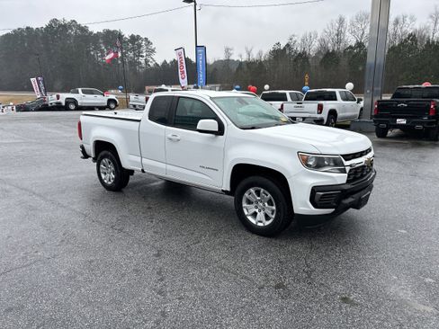 Used 2022 Chevrolet Colorado LT w/ Fleet Safety Package image 7