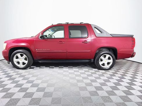 Used 2007 Chevrolet Avalanche LT w/ LT Preferred Equipment Group RWD image 7