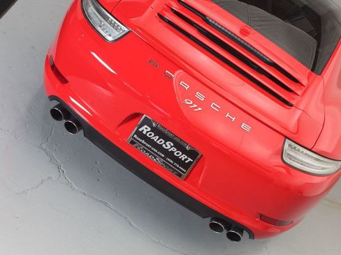 Used 2016 Porsche 911 Carrera S image 8