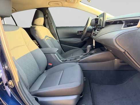 Used 2025 Toyota Corolla LE FWD image 15