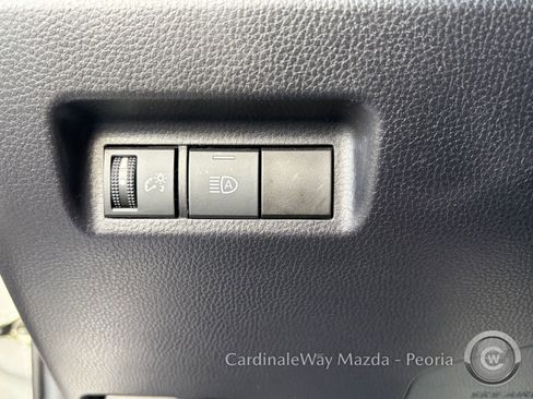 Used 2021 Toyota RAV4 LE w/ Carpet Mat Package (TMS) image 13