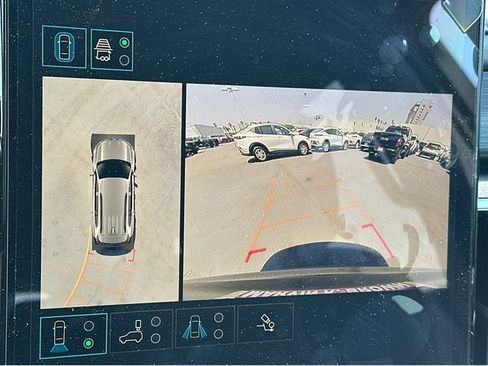 New 2025 GMC Acadia Elevation image 24