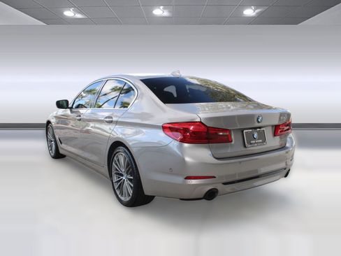 Used 2017 BMW 530i image 3