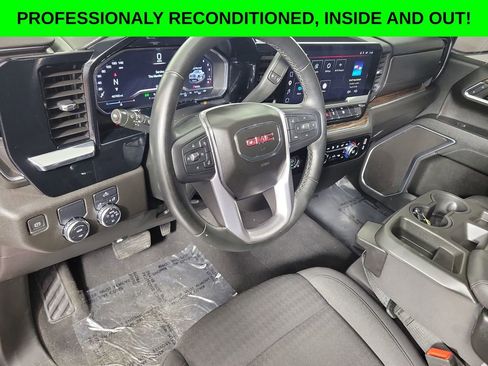 Used 2023 GMC Sierra 1500 Elevation RWD image 8