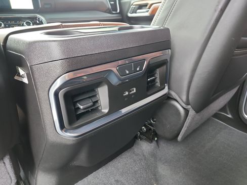 Used 2025 GMC Sierra 2500 Denali Ultimate w/ Max Trailering Package AWD/4WD image 15