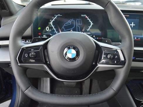 Used 2025 BMW 530i xDrive w/ Premium Package image 14