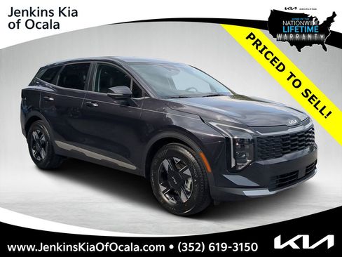 New 2026 Kia Sportage LX image 1