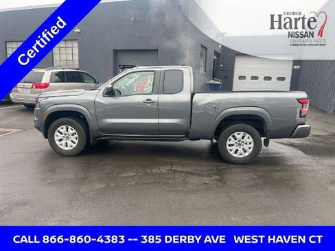 Certified 2024 Nissan Frontier SV w/ SV Convenience Package image 2