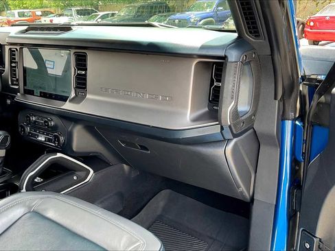 Used 2022 Ford Bronco Outer Banks w/ Sasquatch Package image 17