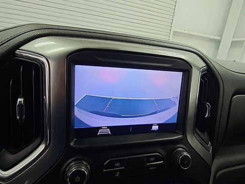 Used 2021 Chevrolet Silverado 2500 LT w/ Fleet Comfort Package image 16