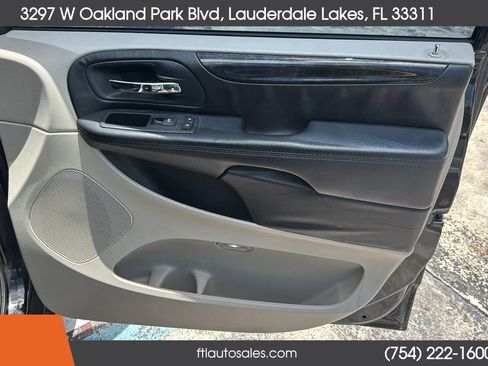 Used 2016 Dodge Grand Caravan SE w/ Quick Order Package 29E SE image 39