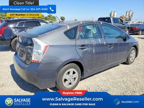 Used 2011 Toyota Prius Three w/ Navigation Pkg FWD image 4