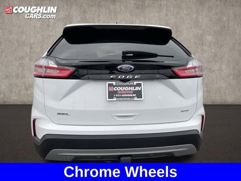 Used 2023 Ford Edge SEL w/ Convenience Package image 4