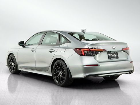 Used 2025 Honda Civic Sport image 3