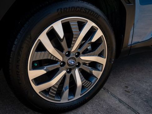 Certified 2025 Subaru Forester Touring AWD/4WD image 14
