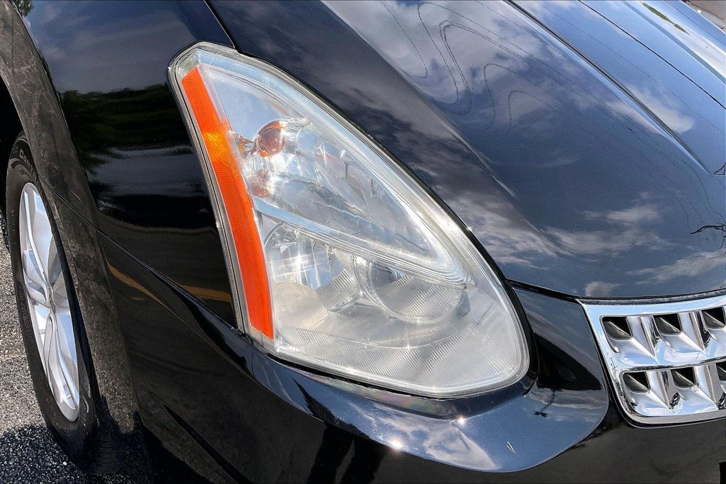 Used 2013 Nissan Rogue SV w/ Premium Pkg AWD/4WD image 34