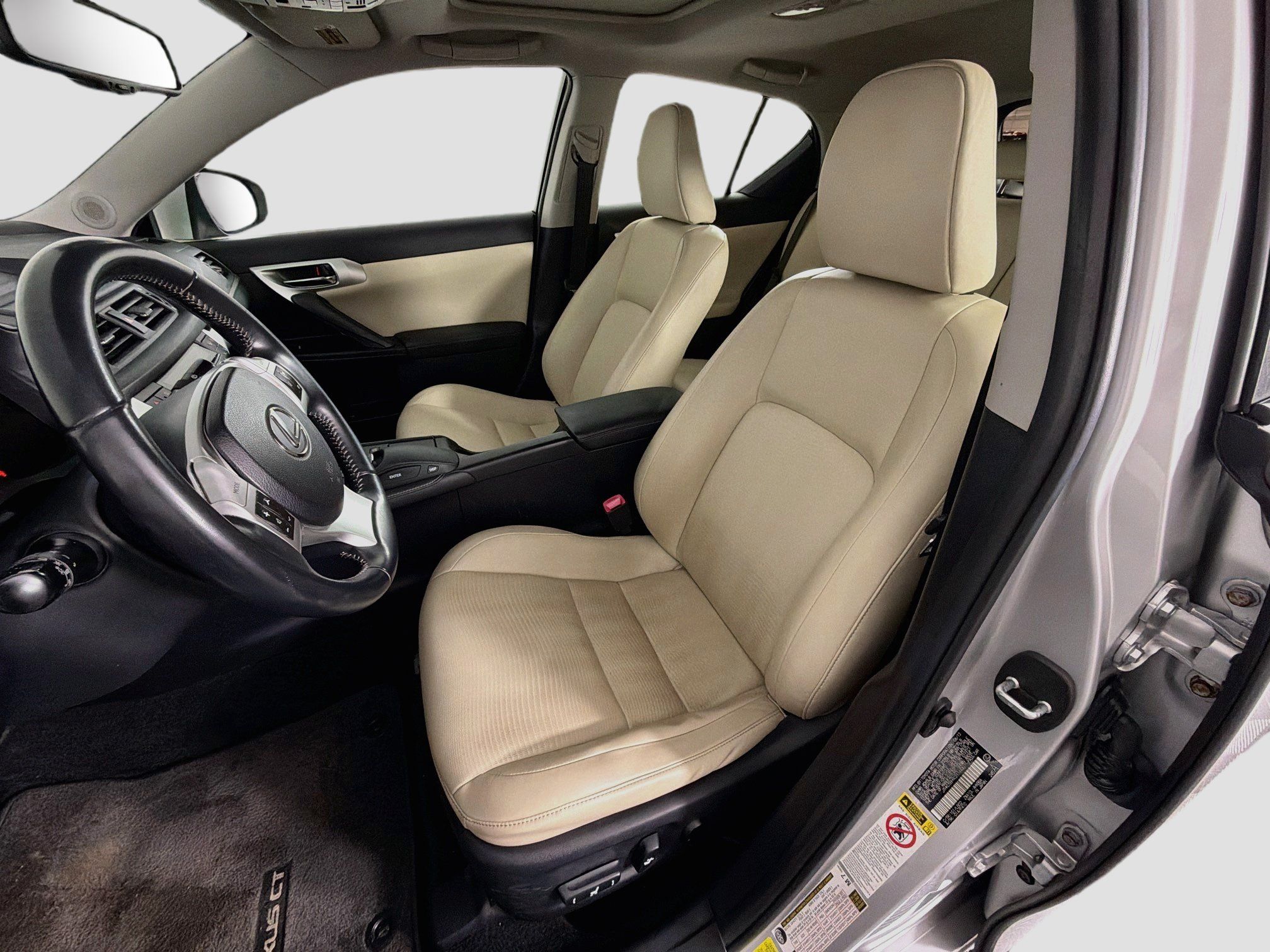 Used 2012 Lexus CT 200h Premium w/ Premium Audio Pkg FWD image 13